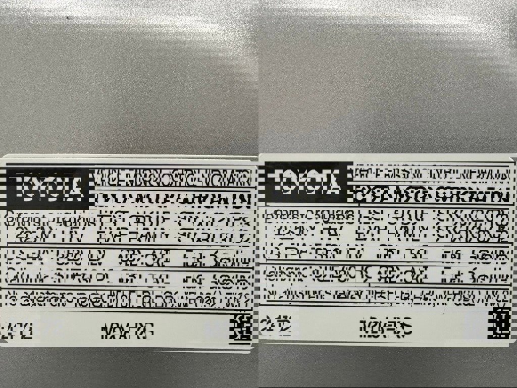 Used 2025 Toyota Prius XLE image 70