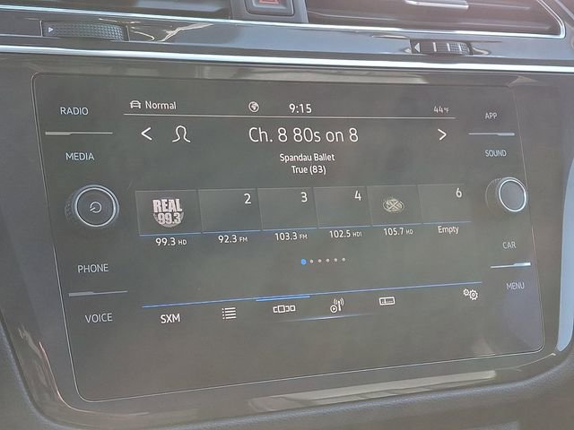 Used 2022 Volkswagen Tiguan SE image 3