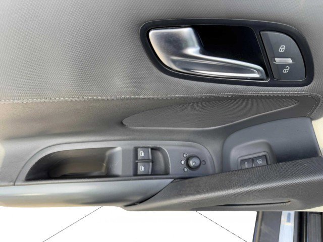 Used 2011 Audi R8 V8 image 18