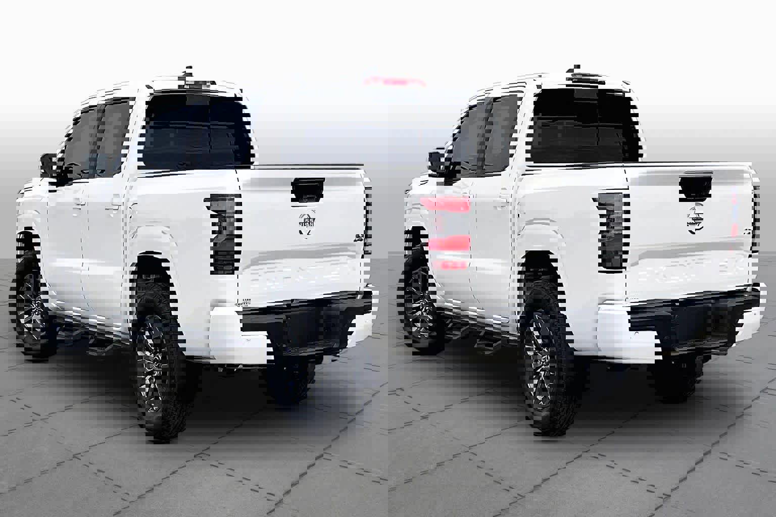 Used 2025 Nissan Frontier SV AWD/4WD image 11