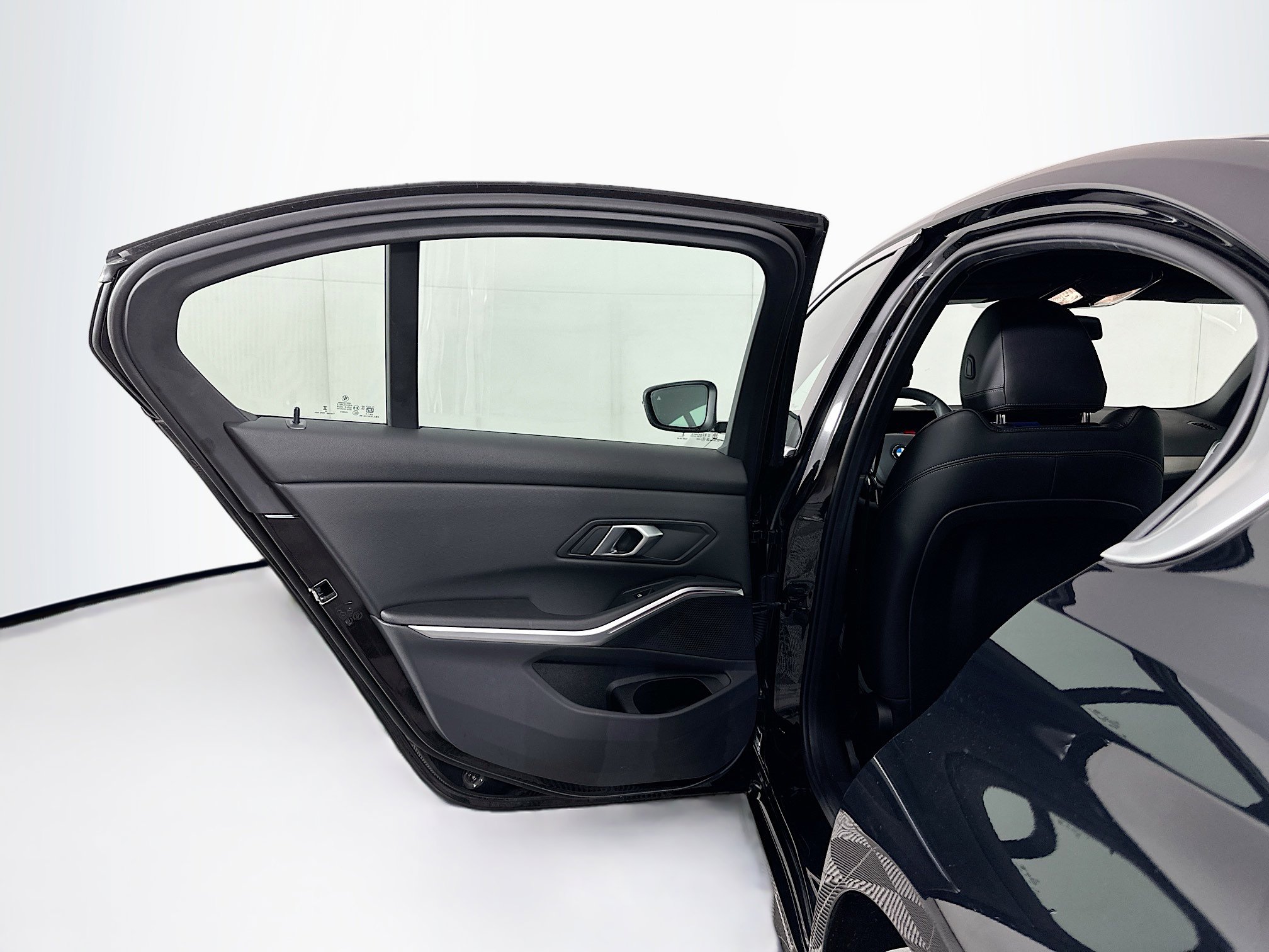 Used 2025 BMW 330i xDrive Sedan image 27