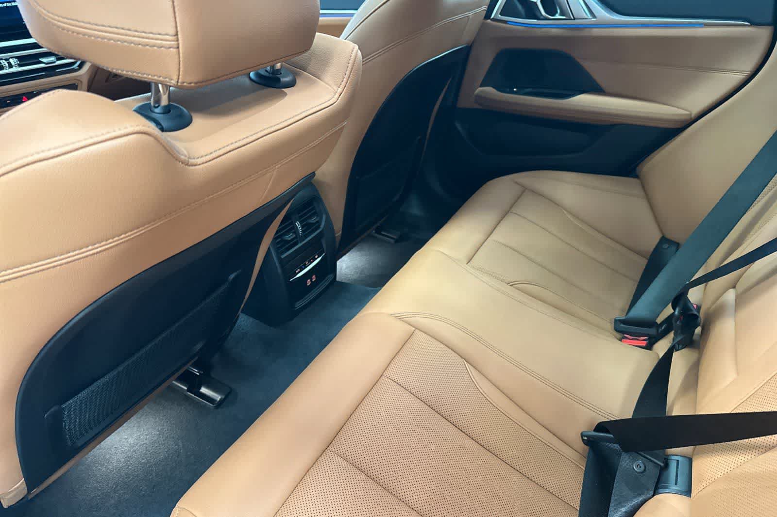 Used 2023 BMW i4 eDrive35 w/ Premium Package RWD image 4