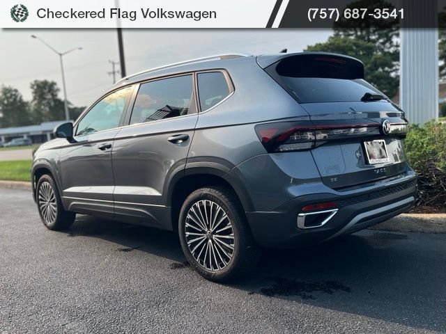 Certified 2025 Volkswagen Taos SE FWD image 6