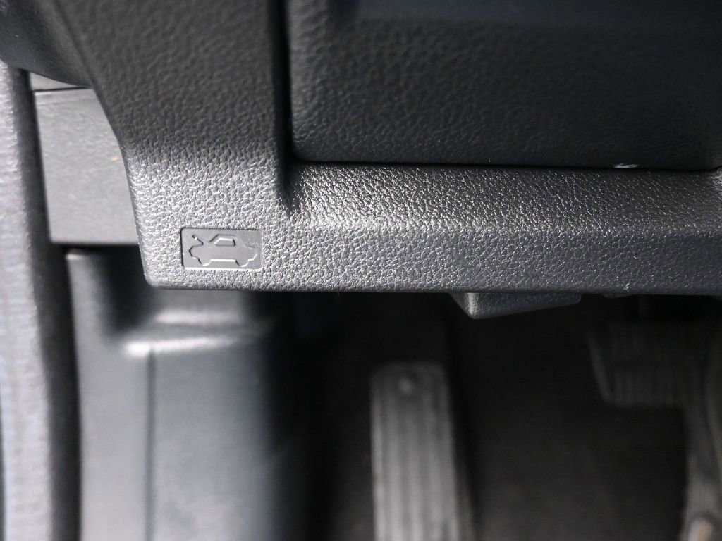 Used 2024 Subaru Crosstrek 2.5i Limited w/ Crosstrek Mirror Package image 26