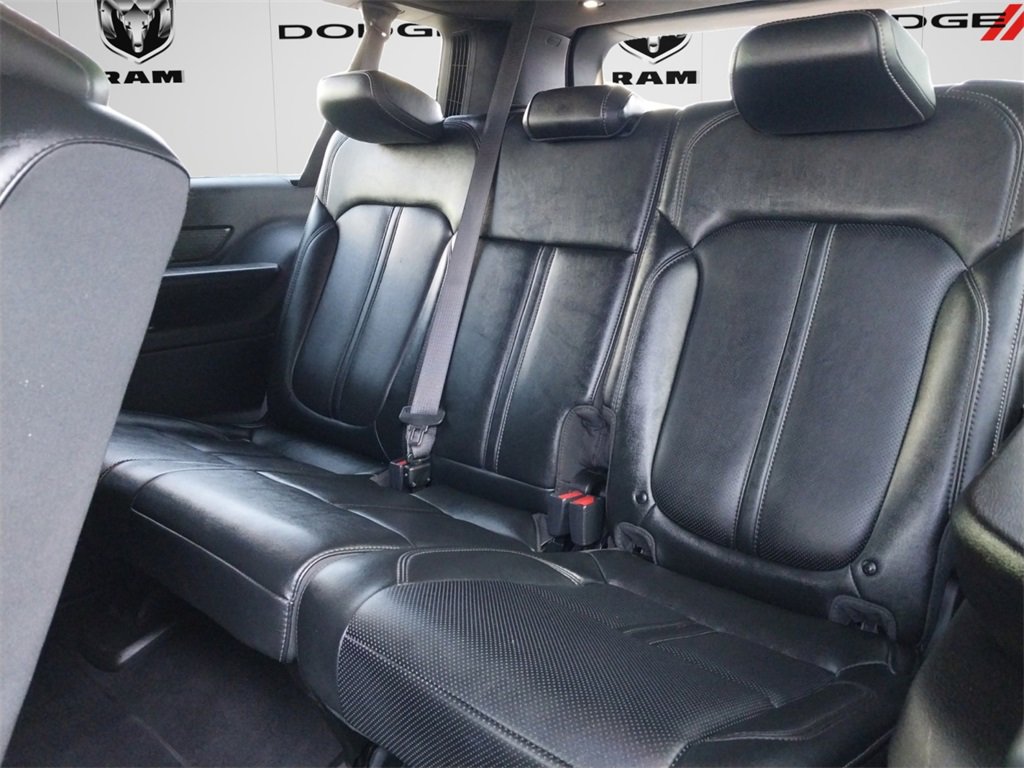 Used 2023 Jeep Wagoneer L Series II image 13