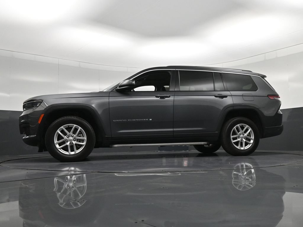 Used 2024 Jeep Grand Cherokee L Laredo RWD image 34