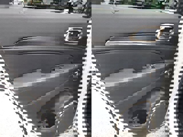 Used 2014 Jeep Grand Cherokee Summit w/ Trailer Tow Group IV image 20