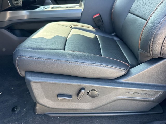 New 2025 Ford F350 Lariat w/ Black Appearance Package image 12