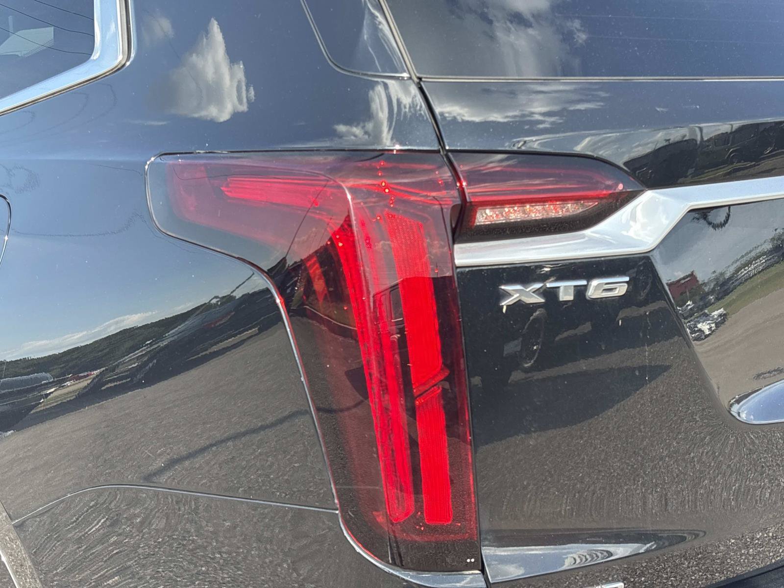 Used 2020 Cadillac XT6 Premium Luxury AWD/4WD image 11