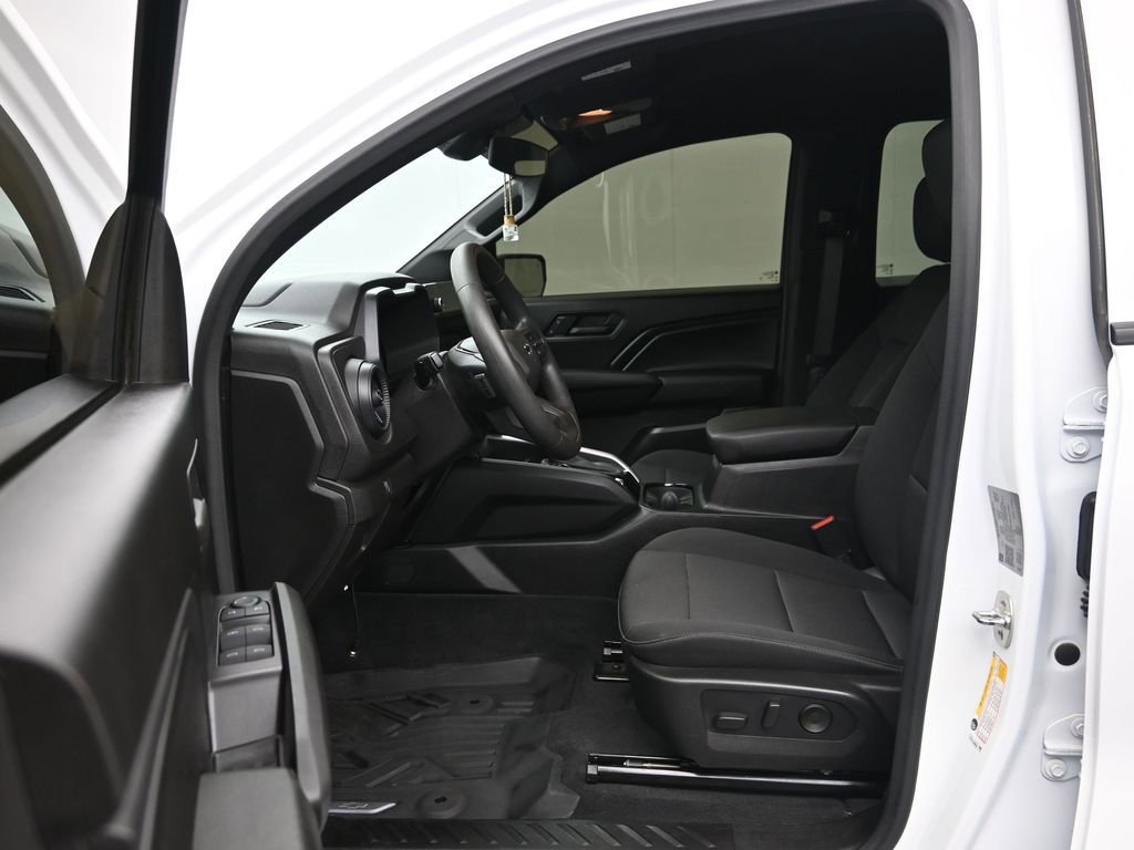 Certified 2024 Chevrolet Colorado Trail Boss w/ Advanced Trailering Package image 14