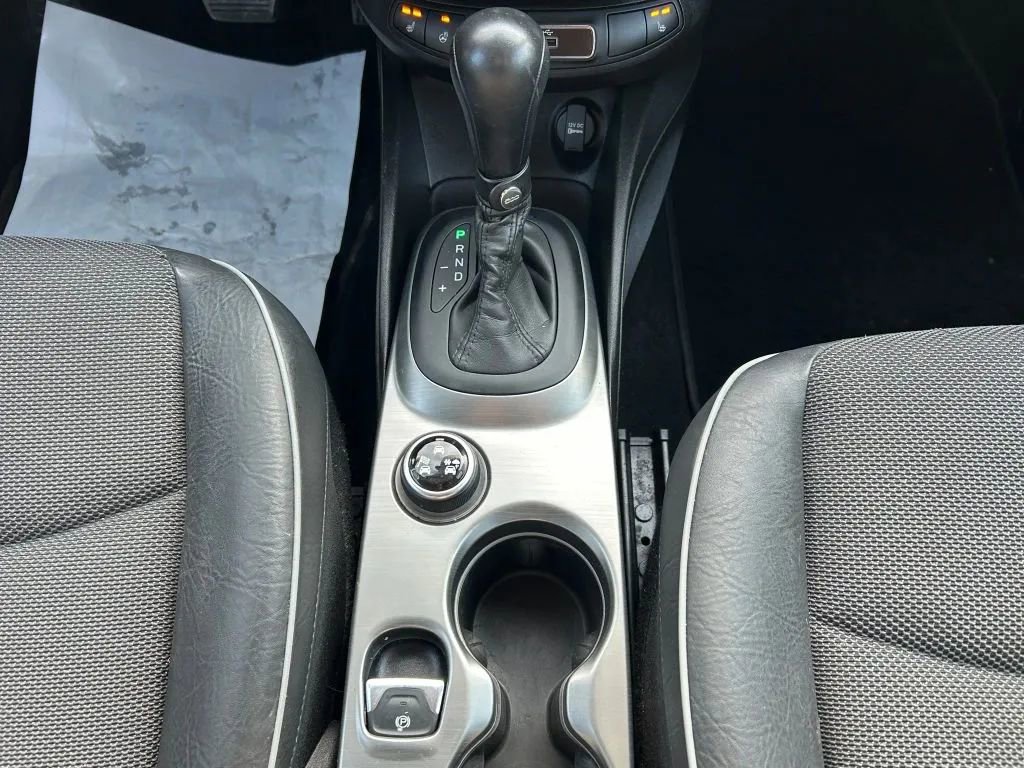 Used 2016 FIAT 500X Trekking image 25