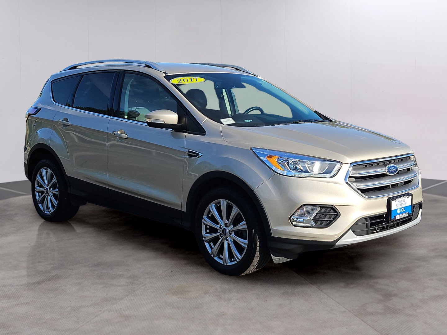 Used 2017 Ford Escape Titanium AWD/4WD image 29
