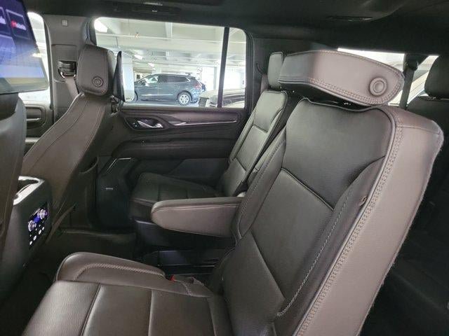 Used 2023 GMC Yukon XL Denali w/ Denali Reserve Package AWD/4WD image 13