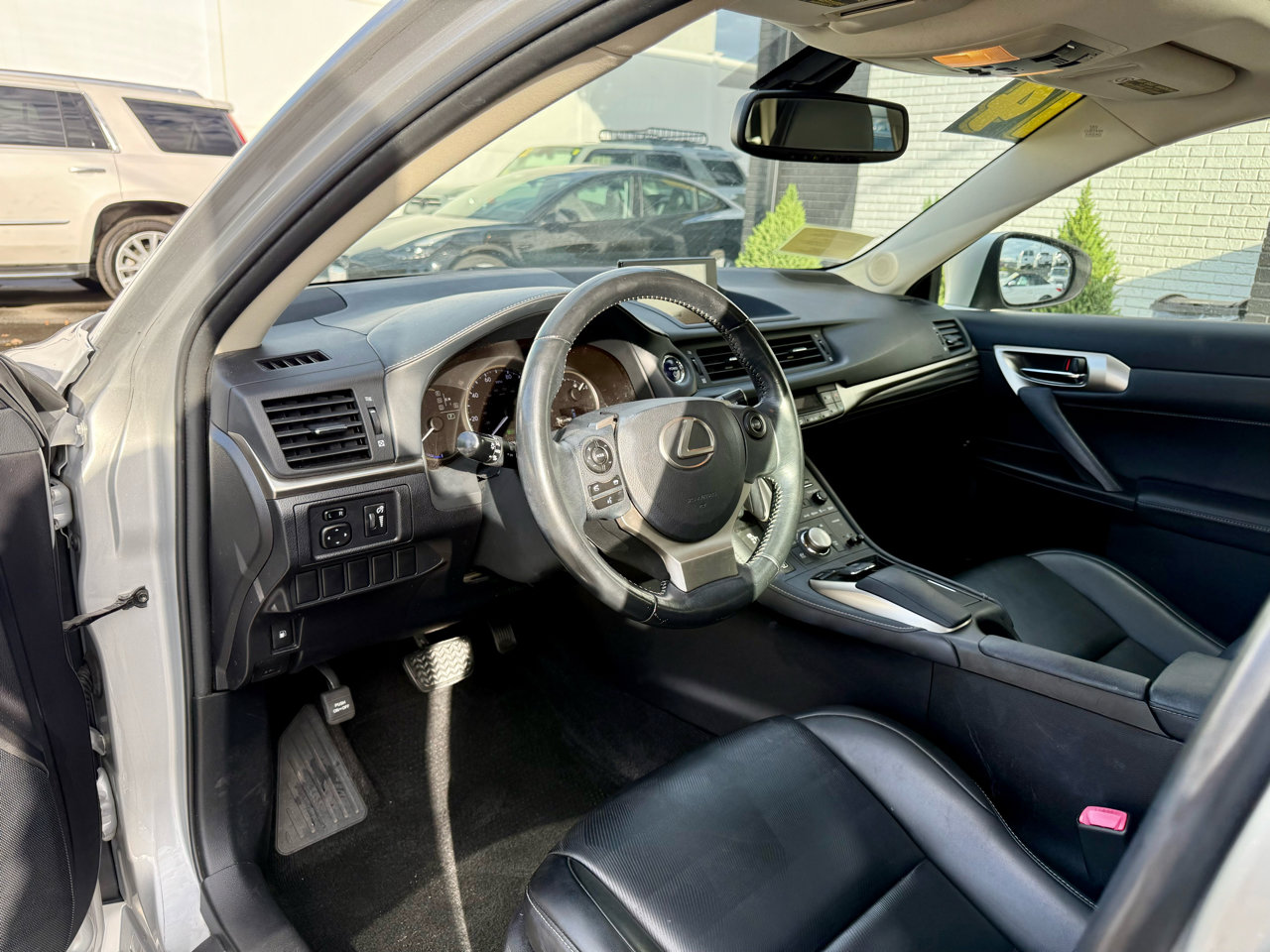 Used 2014 Lexus CT 200h image 16