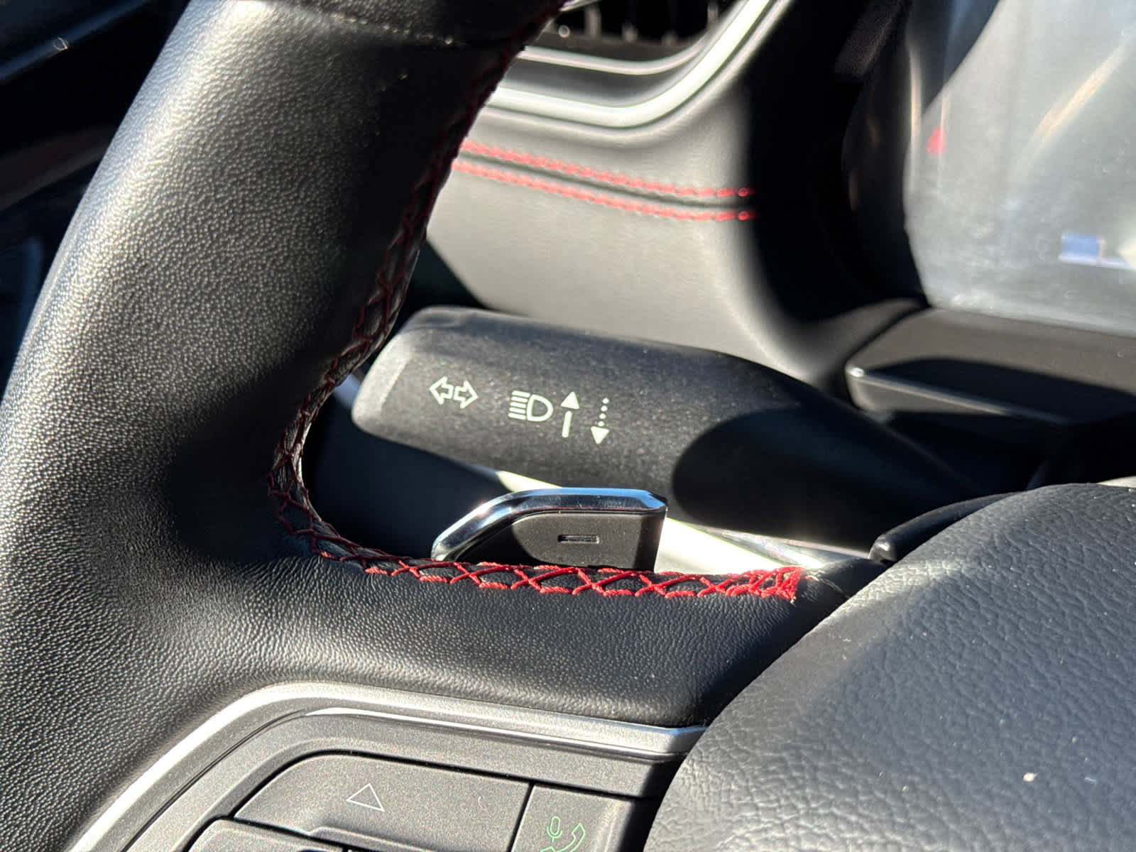 Used 2022 Jeep Grand Cherokee Trailhawk image 19