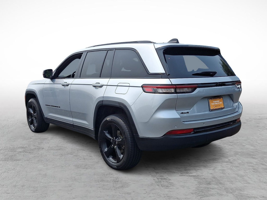 Certified 2023 Jeep Grand Cherokee Altitude AWD/4WD image 3