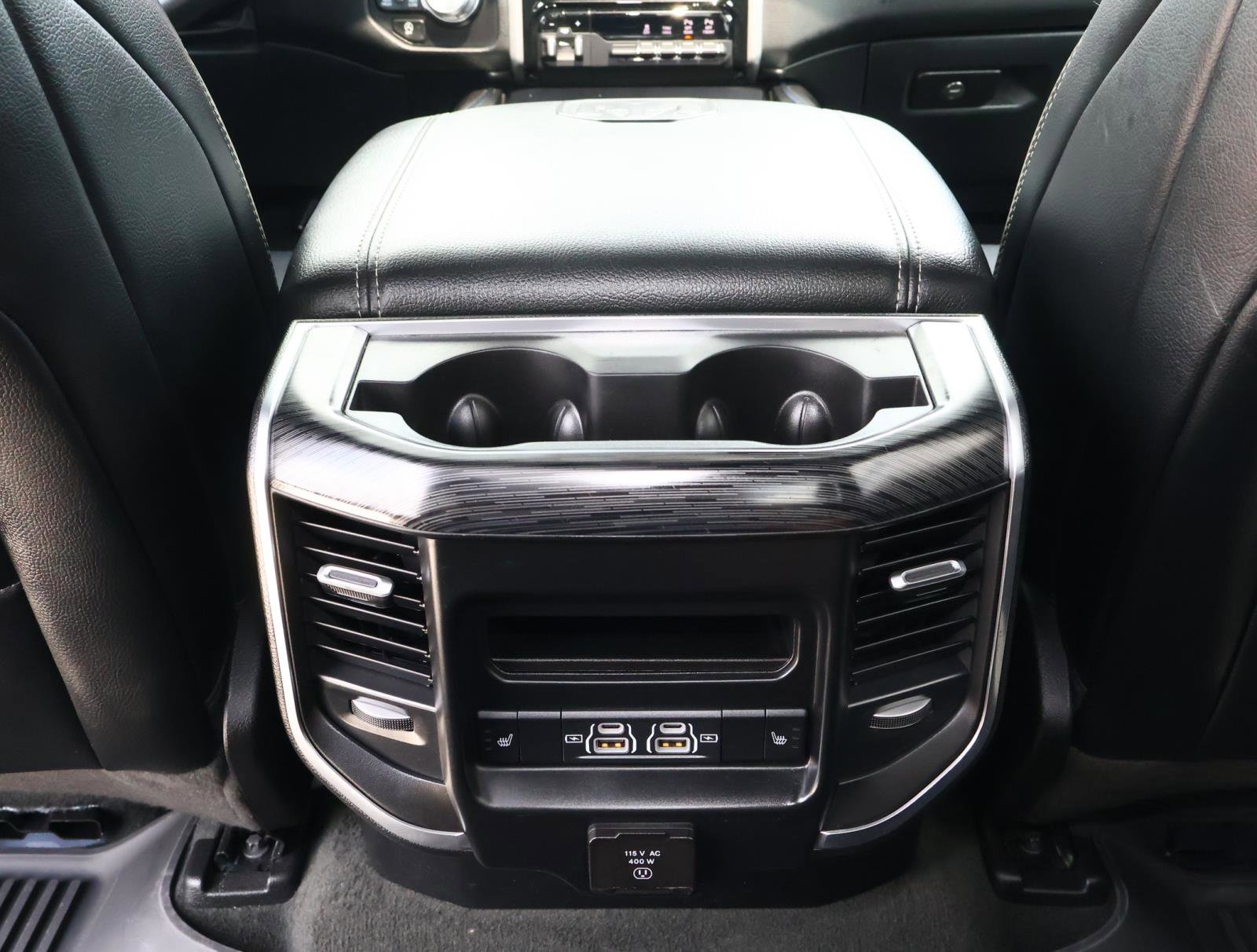 Used 2024 RAM 1500 Laramie AWD/4WD image 14