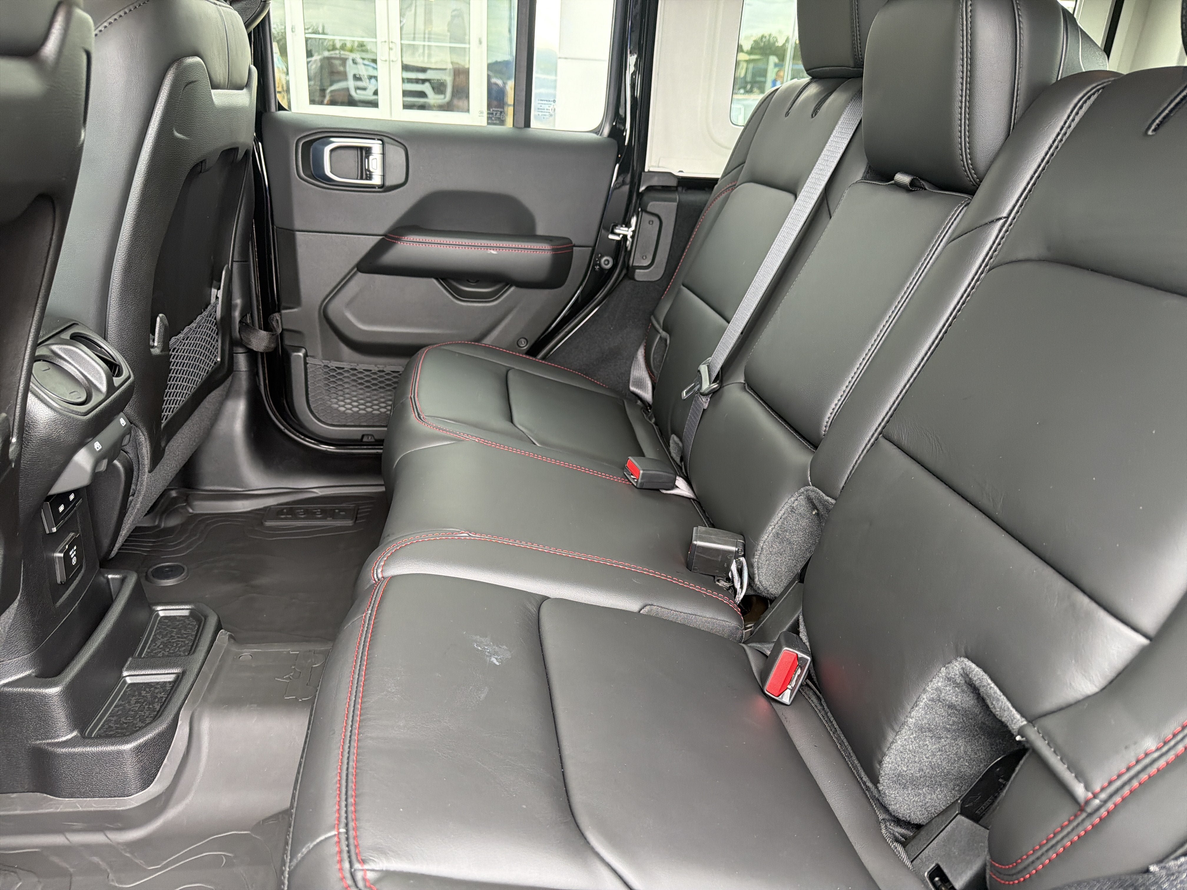 New 2026 Jeep Wrangler Unlimited Rubicon AWD/4WD image 20