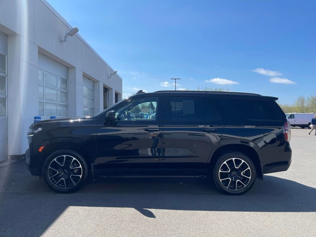Used 2022 Chevrolet Tahoe RST w/ Luxury Package AWD/4WD image 4