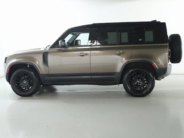 Certified 2023 Land Rover Defender 110 S AWD/4WD image 4