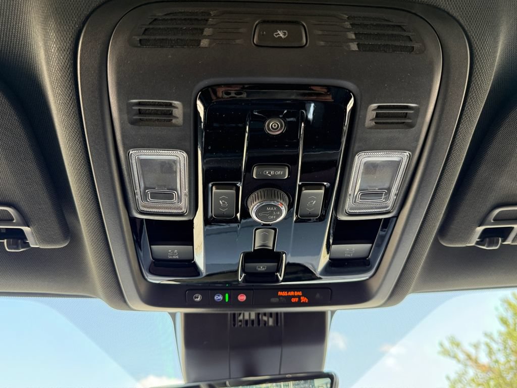 New 2026 Chevrolet Tahoe High Country AWD/4WD image 18