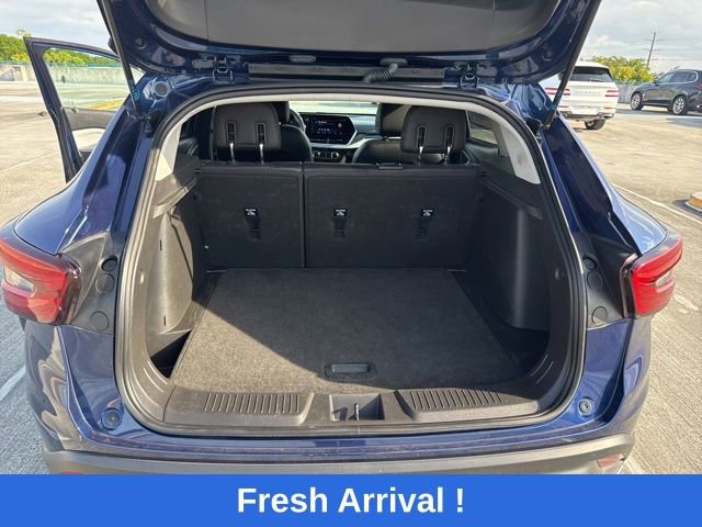 Used 2024 Chevrolet Trax LT FWD image 4
