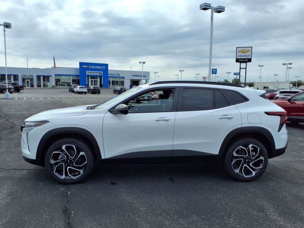New 2025 Chevrolet Trax RS w/ Driver Confidence Package FWD image 7
