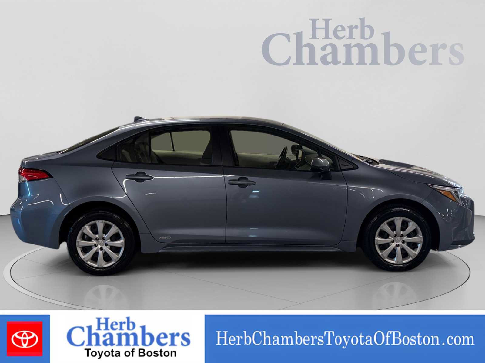 Used 2025 Toyota Corolla LE AWD/4WD image 11