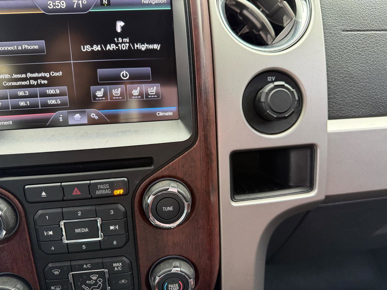 Used 2013 Ford F150 King Ranch w/ King Ranch Luxury Pkg RWD image 31