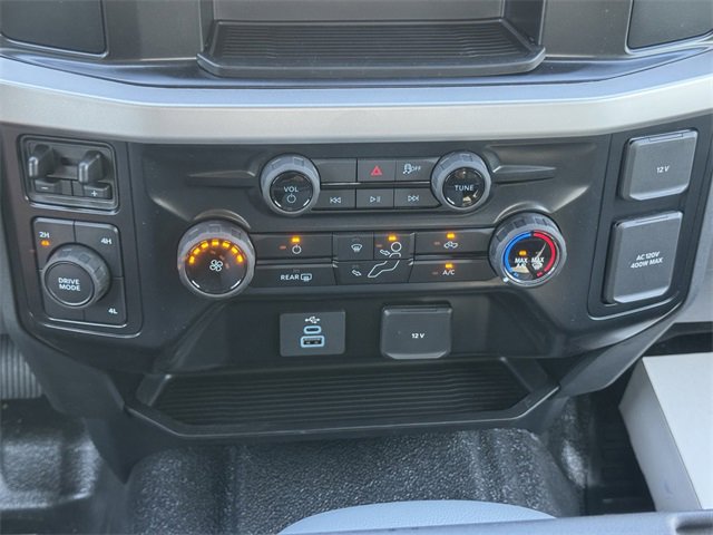 New 2025 Ford F550 4x4 Crew Cab Super Duty w/ XL Chrome Package image 17