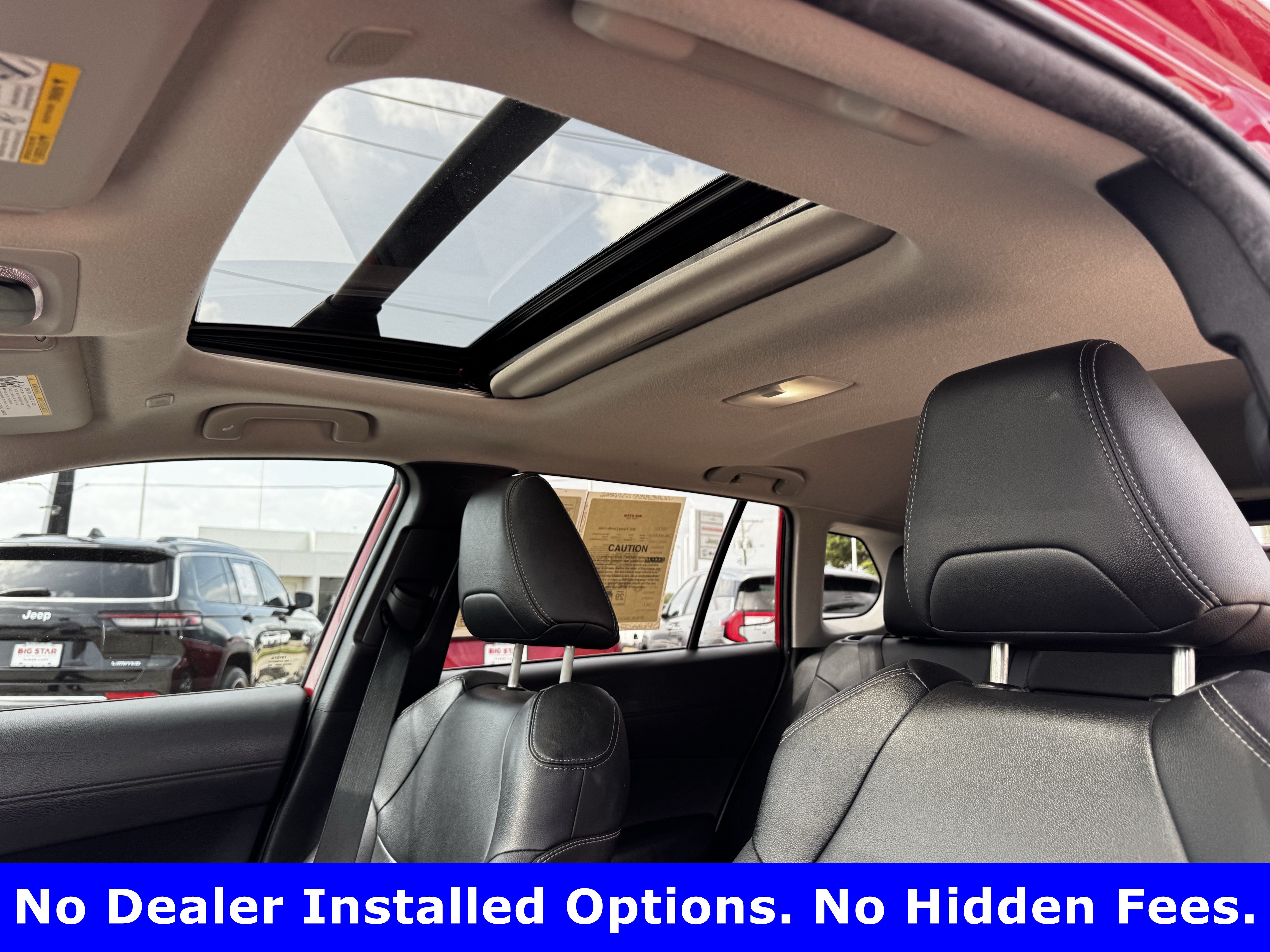 Used 2023 Toyota Corolla Cross XLE w/ Convenience Package AWD/4WD image 27