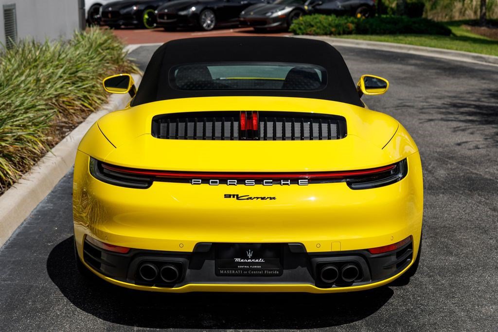 Used 2022 Porsche 911 Carrera RWD image 4