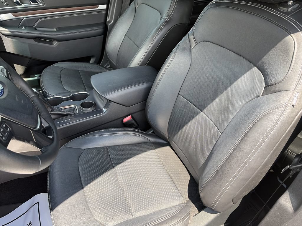 Used 2018 Ford Explorer Limited FWD image 12