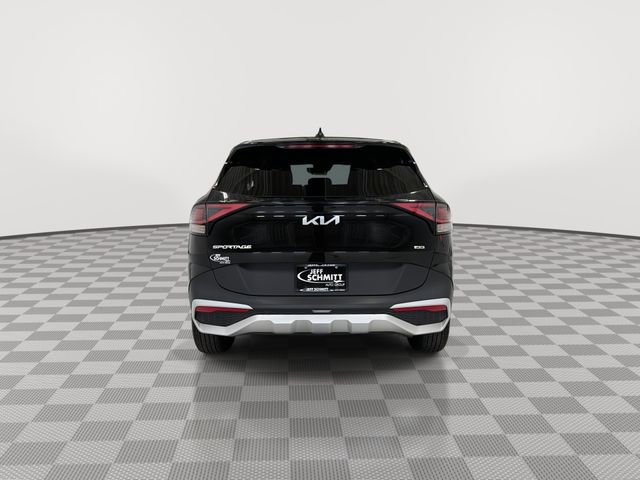 Used 2025 Kia Sportage LX AWD/4WD image 9