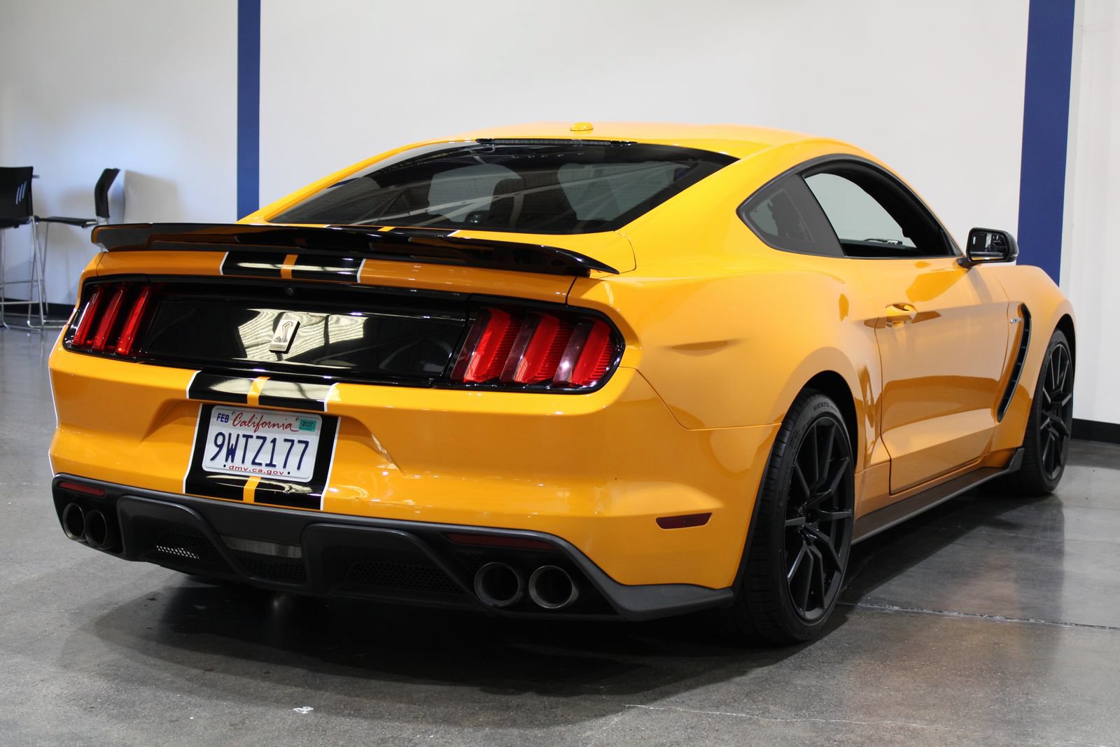 Used 2018 Ford Mustang Shelby GT350 w/ Convenience Package RWD image 19