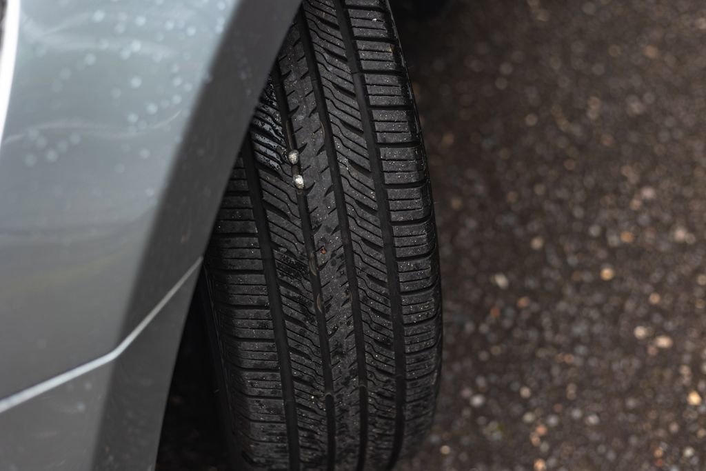 Used 2019 Toyota Yaris L FWD image 4