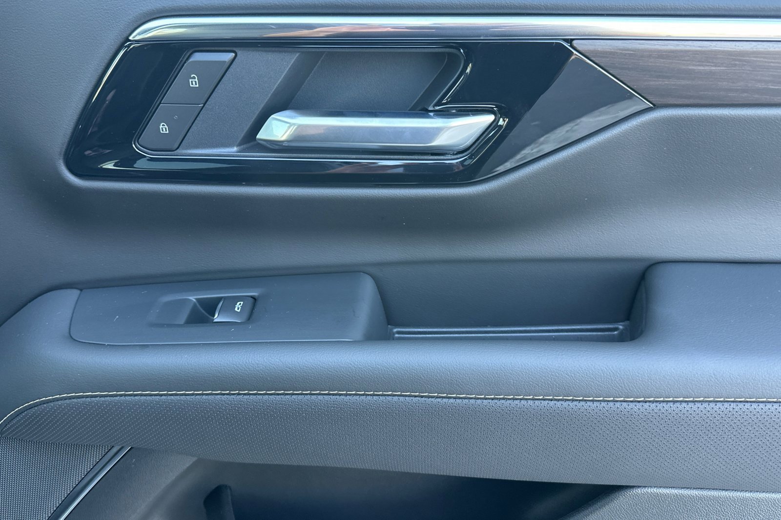 New 2026 Chevrolet Tahoe Premier image 21