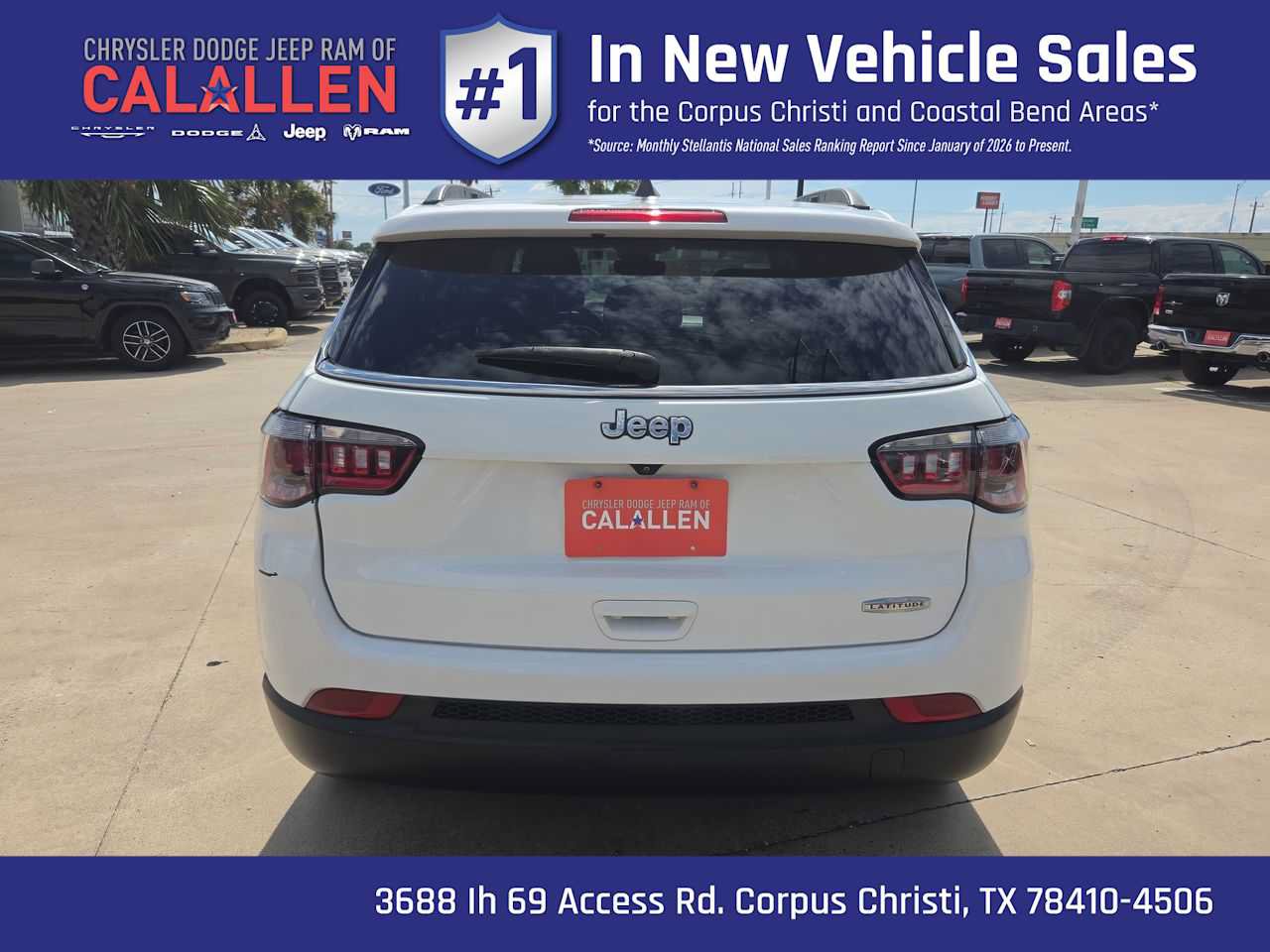 Used 2022 Jeep Compass Latitude w/ Sun and Sound Group FWD image 13