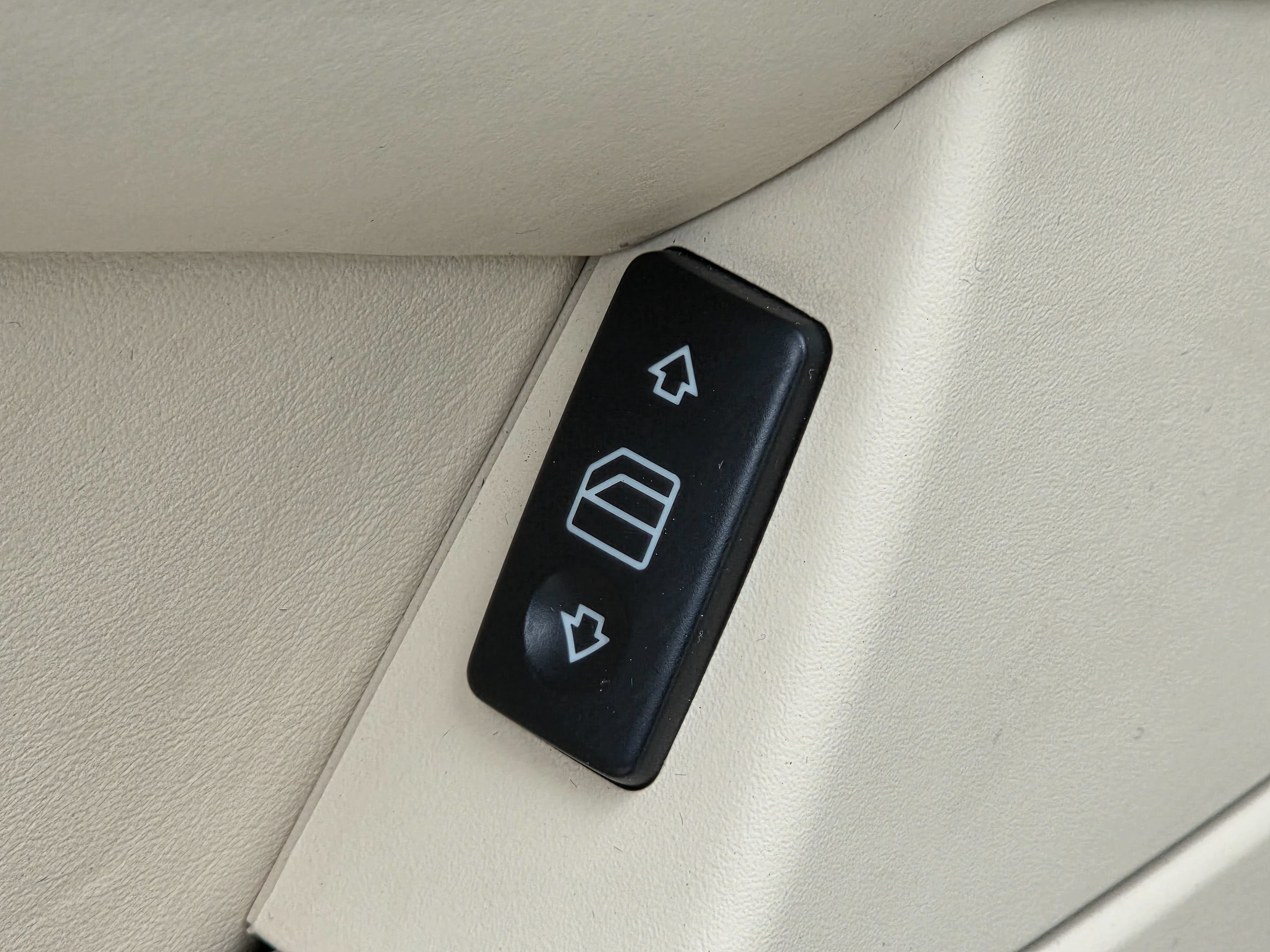 Used 2003 Mercedes-Benz S 500 image 23