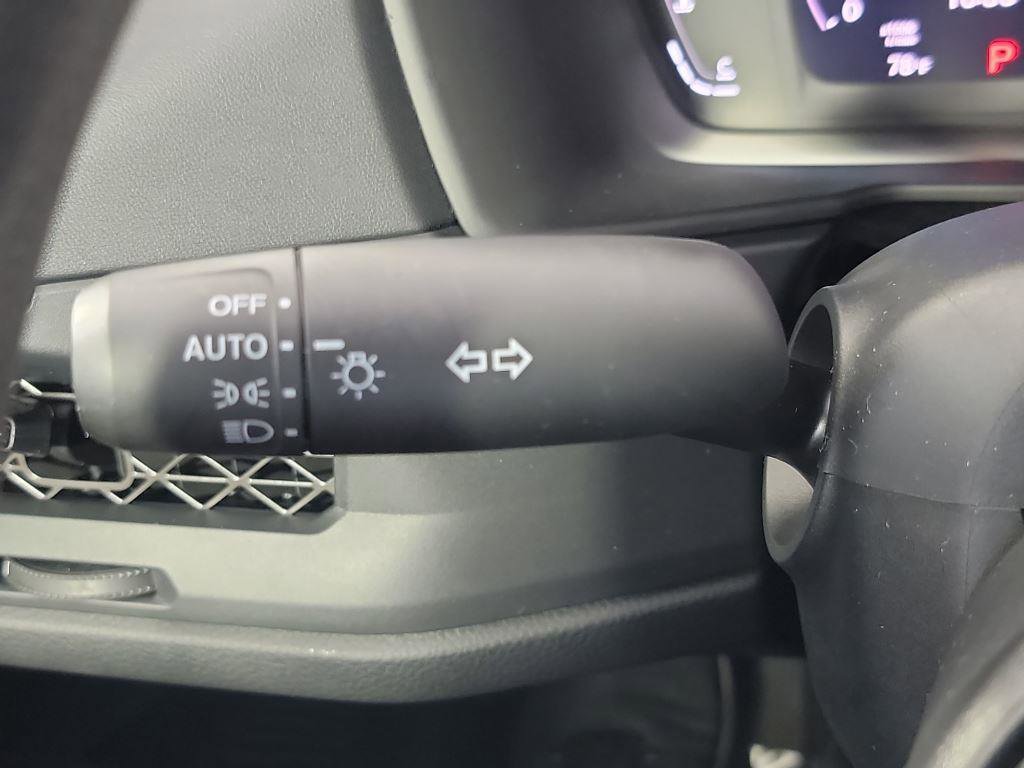 Certified 2025 Honda Accord LX image 28