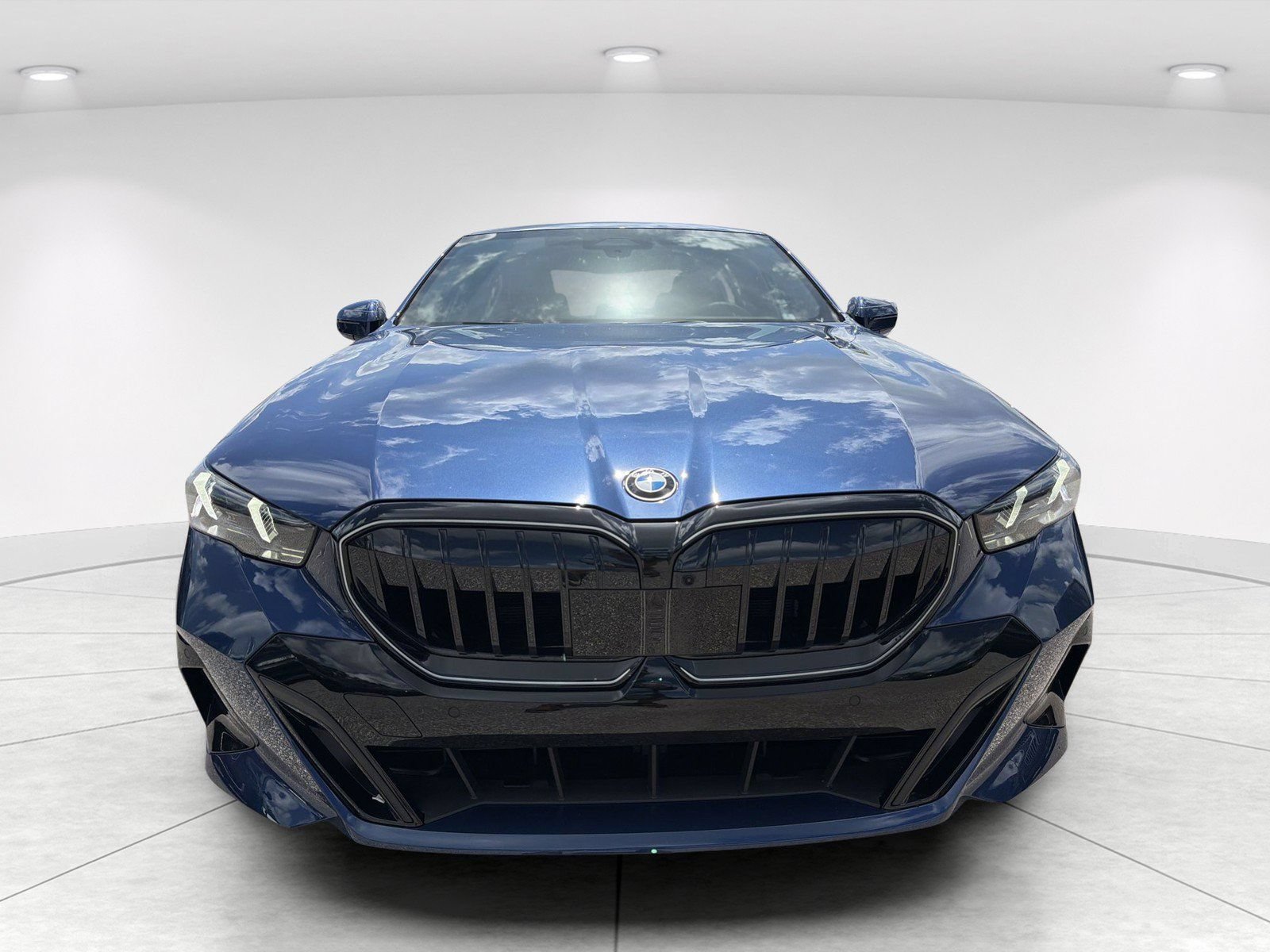 New 2027 BMW 530i xDrive w/ M Sport Package AWD/4WD video 2
