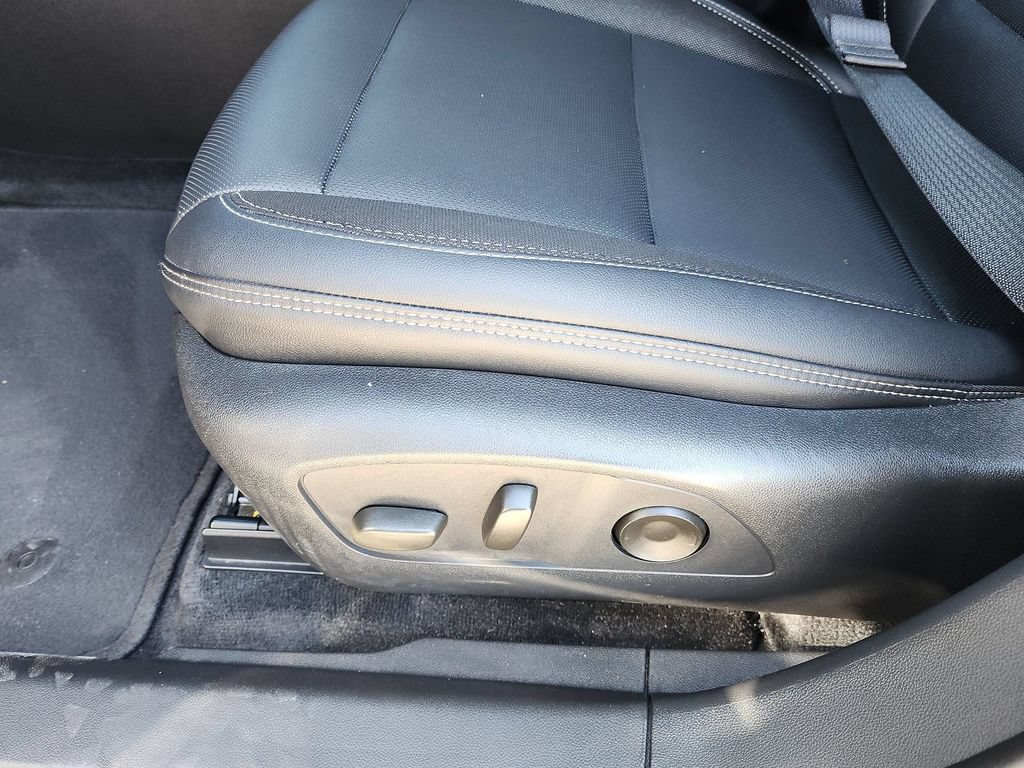 Certified 2024 Chevrolet Blazer EV LT AWD/4WD image 12