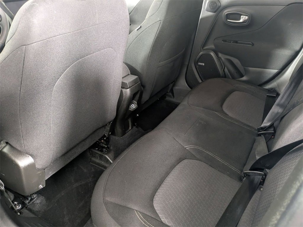 Used 2021 Jeep Renegade Latitude w/ Sun & Sound Group image 25