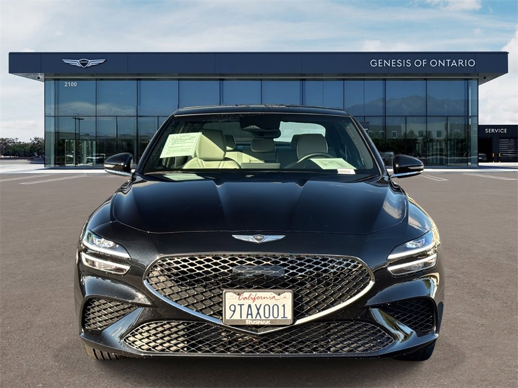 Used 2025 Genesis G70 2.5T image 4