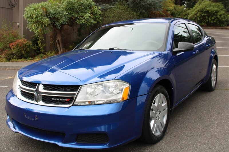Used 2013 Dodge Avenger SE FWD image 1