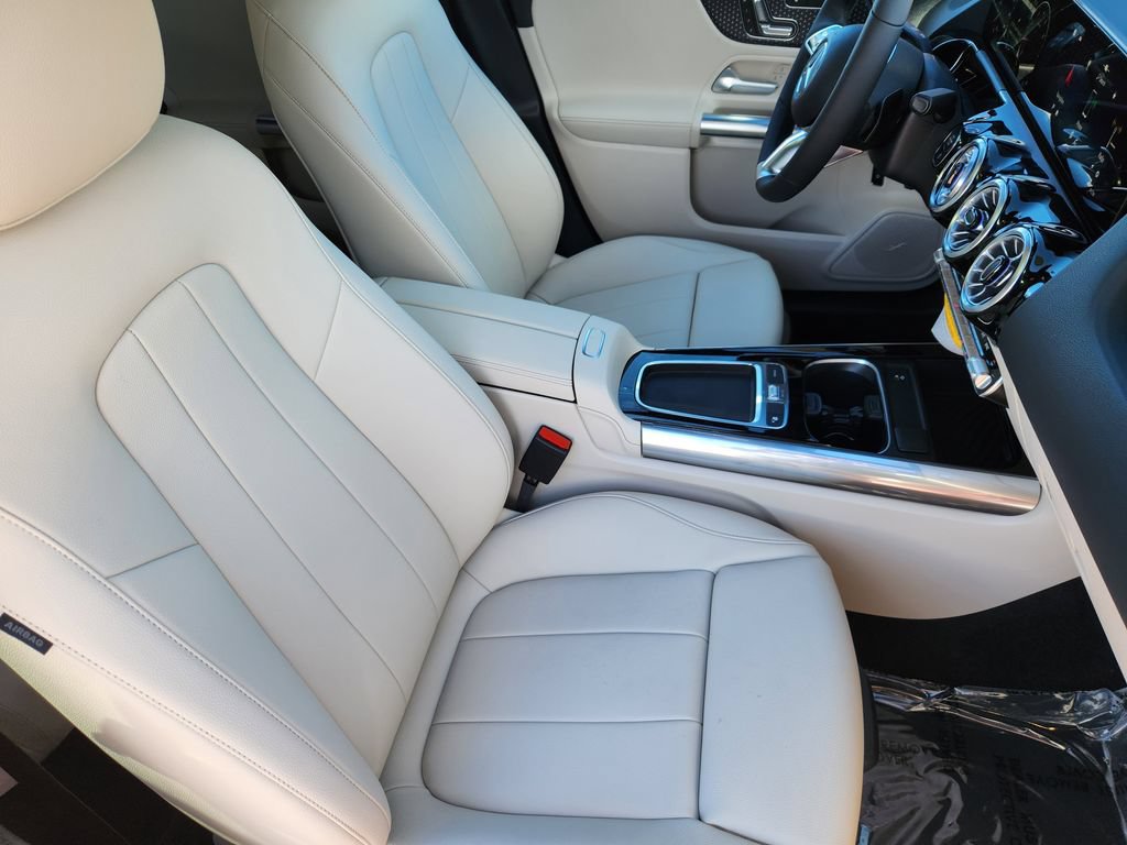 New 2026 Mercedes-Benz GLA 250 4MATIC image 13