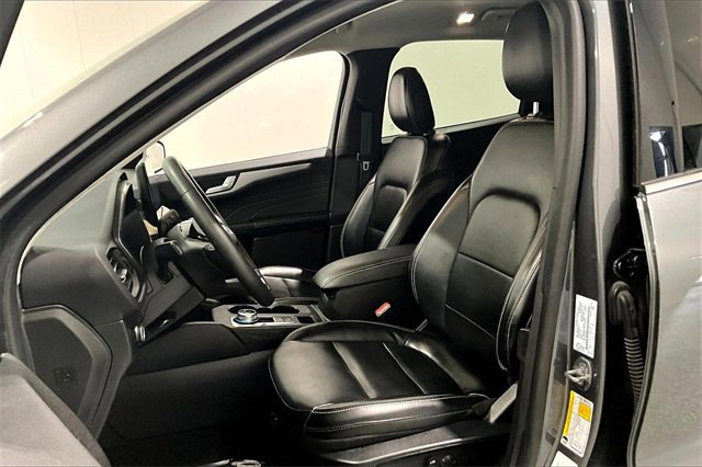 Used 2023 Ford Escape Platinum image 21