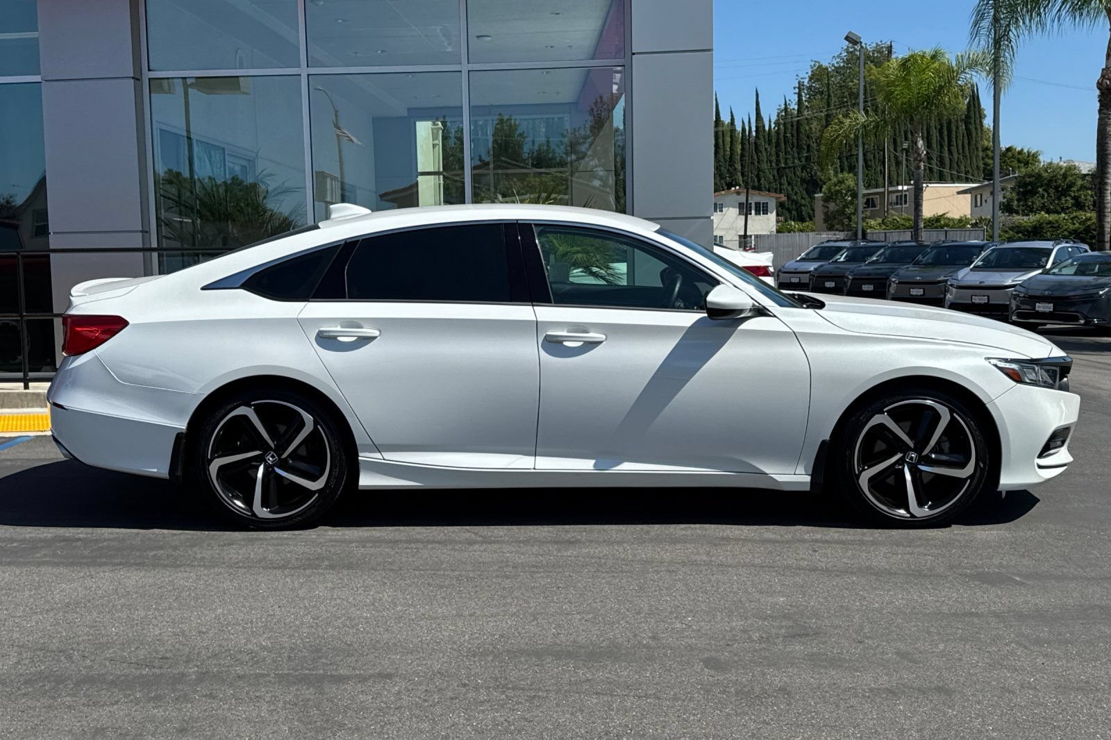 Used 2019 Honda Accord Sport image 4