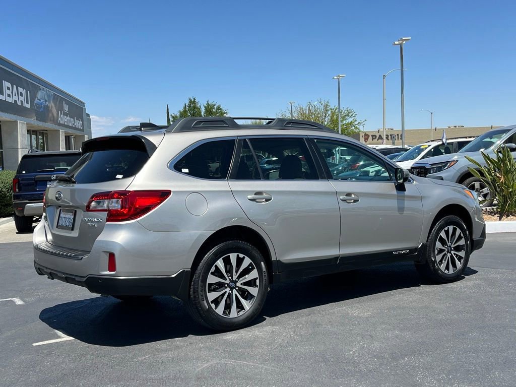 Used 2017 Subaru Outback 3.6R Limited AWD/4WD image 8