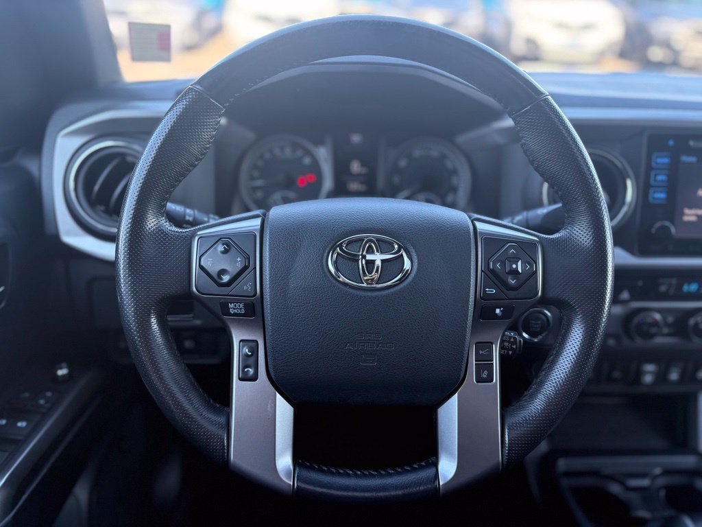 Used 2018 Toyota Tacoma Limited AWD/4WD image 18